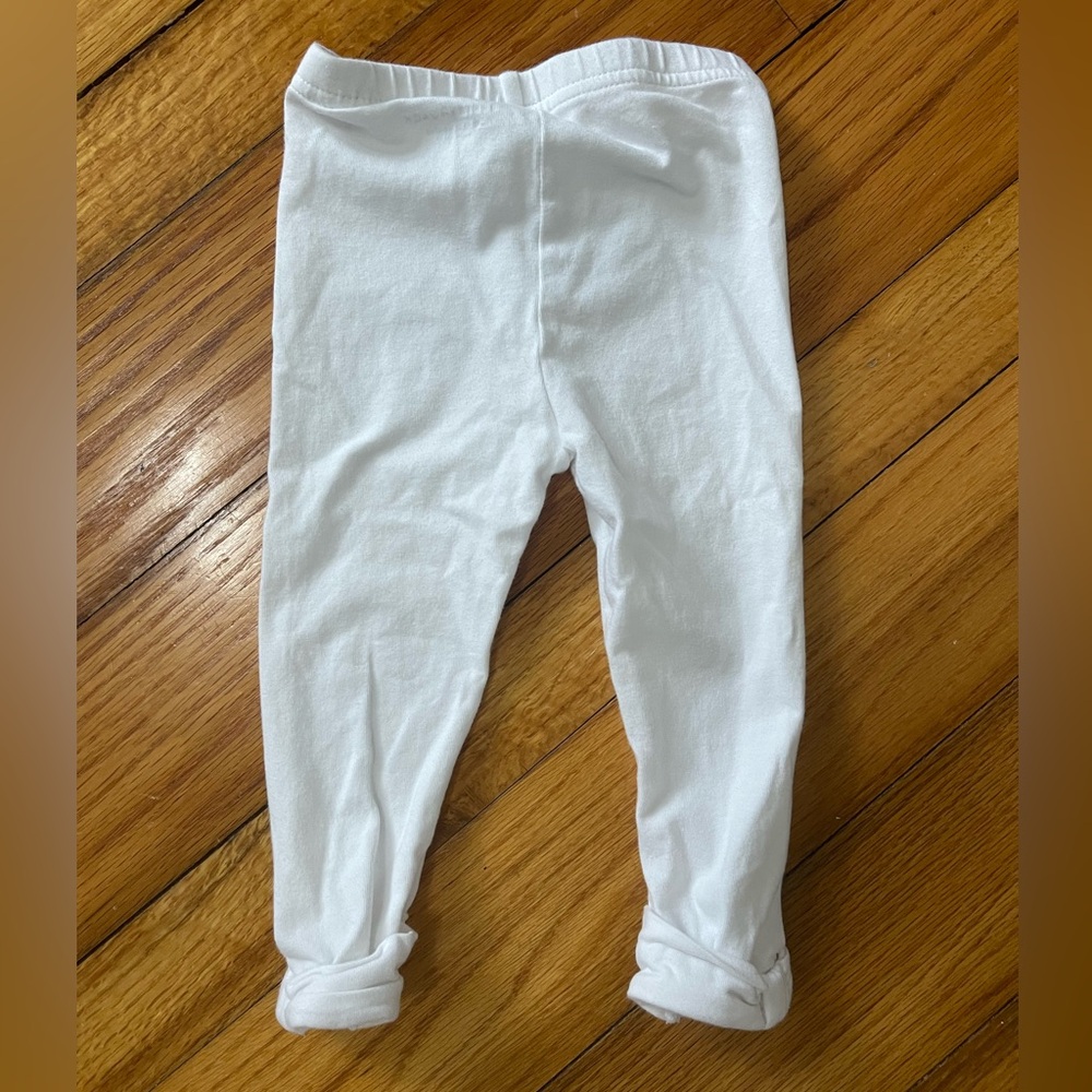 Janie and Jack Red Top with White Leggings. Size 12-18 months. - Picture 3 of 4